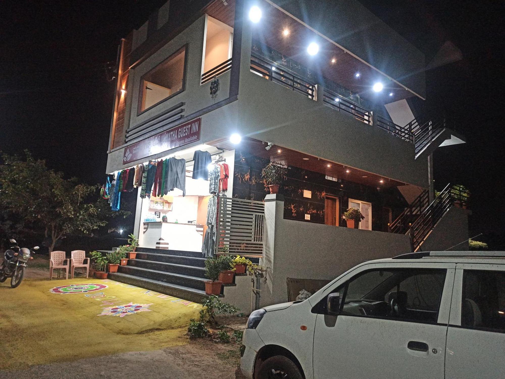 Mamatha Guest Inn Хампи Екстериор снимка