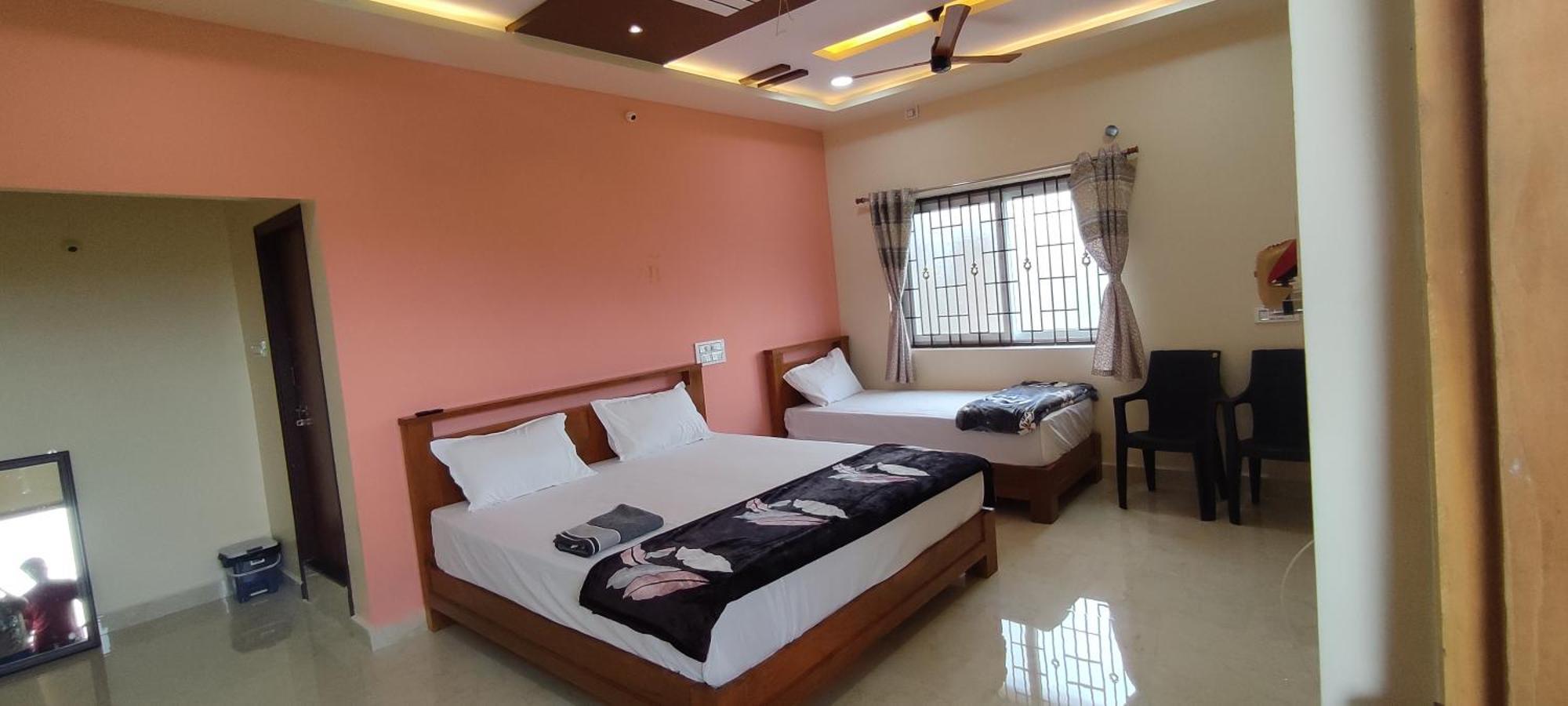Mamatha Guest Inn Хампи Екстериор снимка